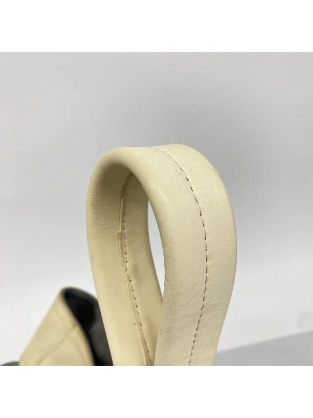 Chanel Tote Paris Biarritz Leather Silver Beige - Picture 10 of 10